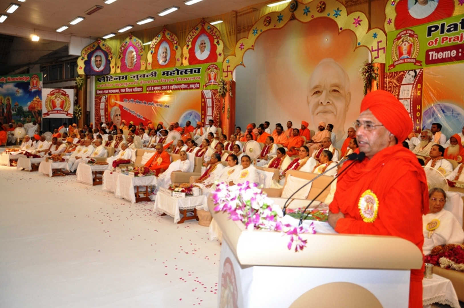 Religious leaders with brahmakumaris - 4