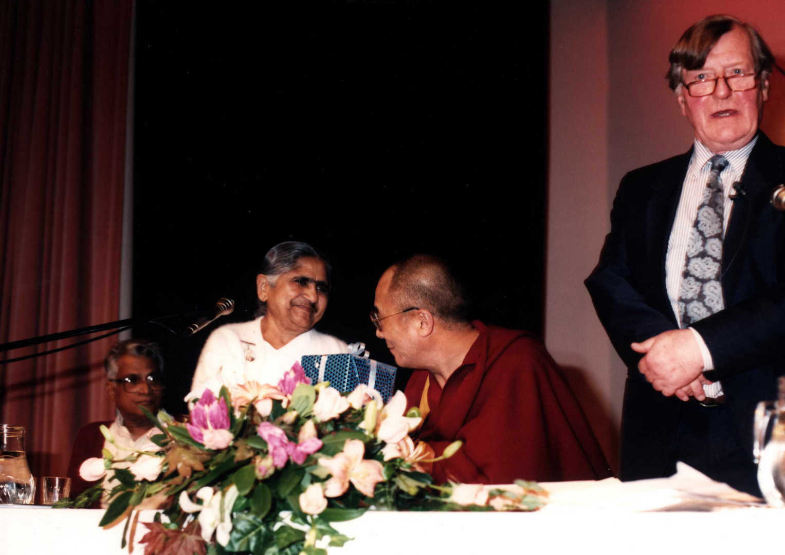 Religious leaders with brahmakumaris 19