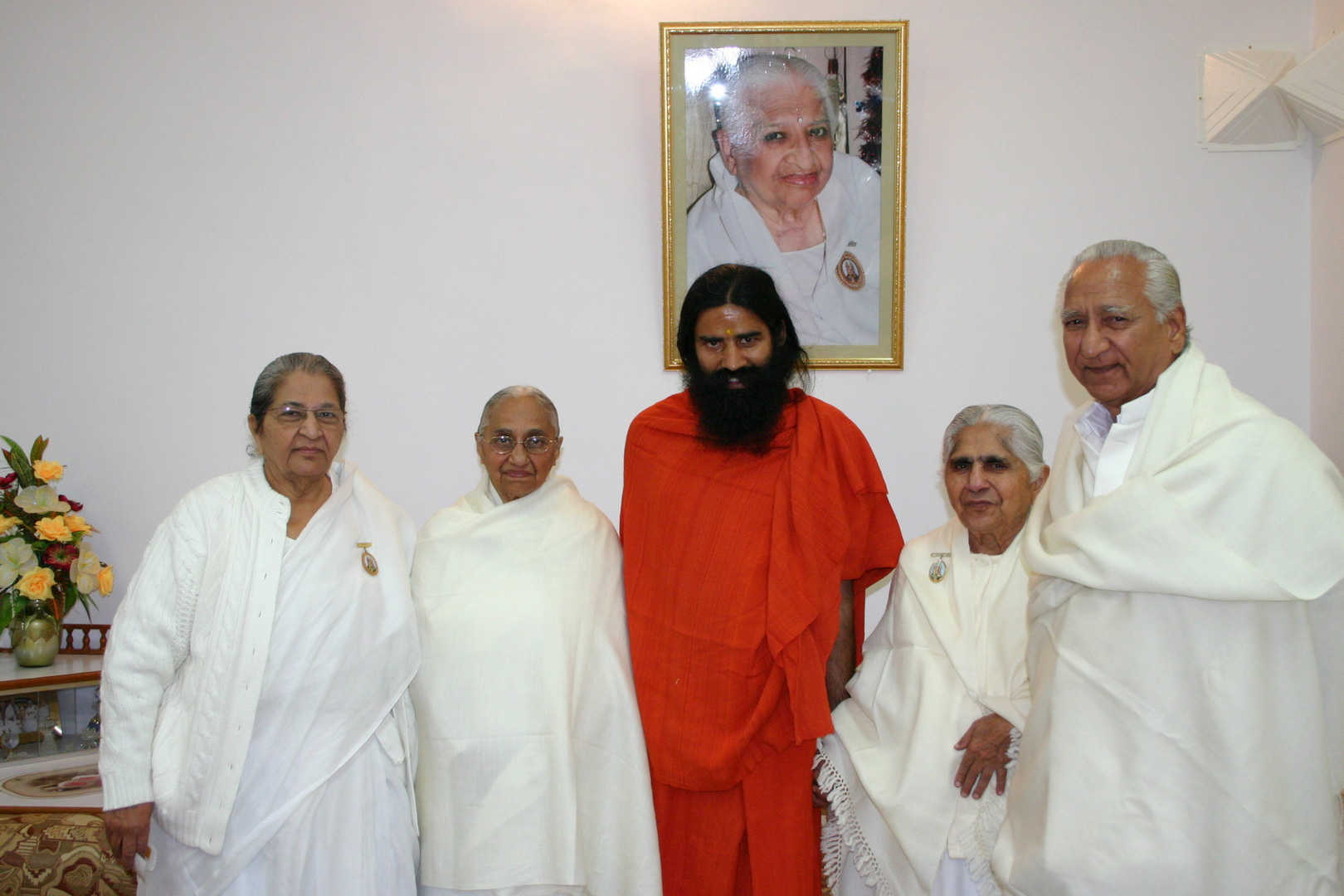 Religious leaders with brahmakumaris 17
