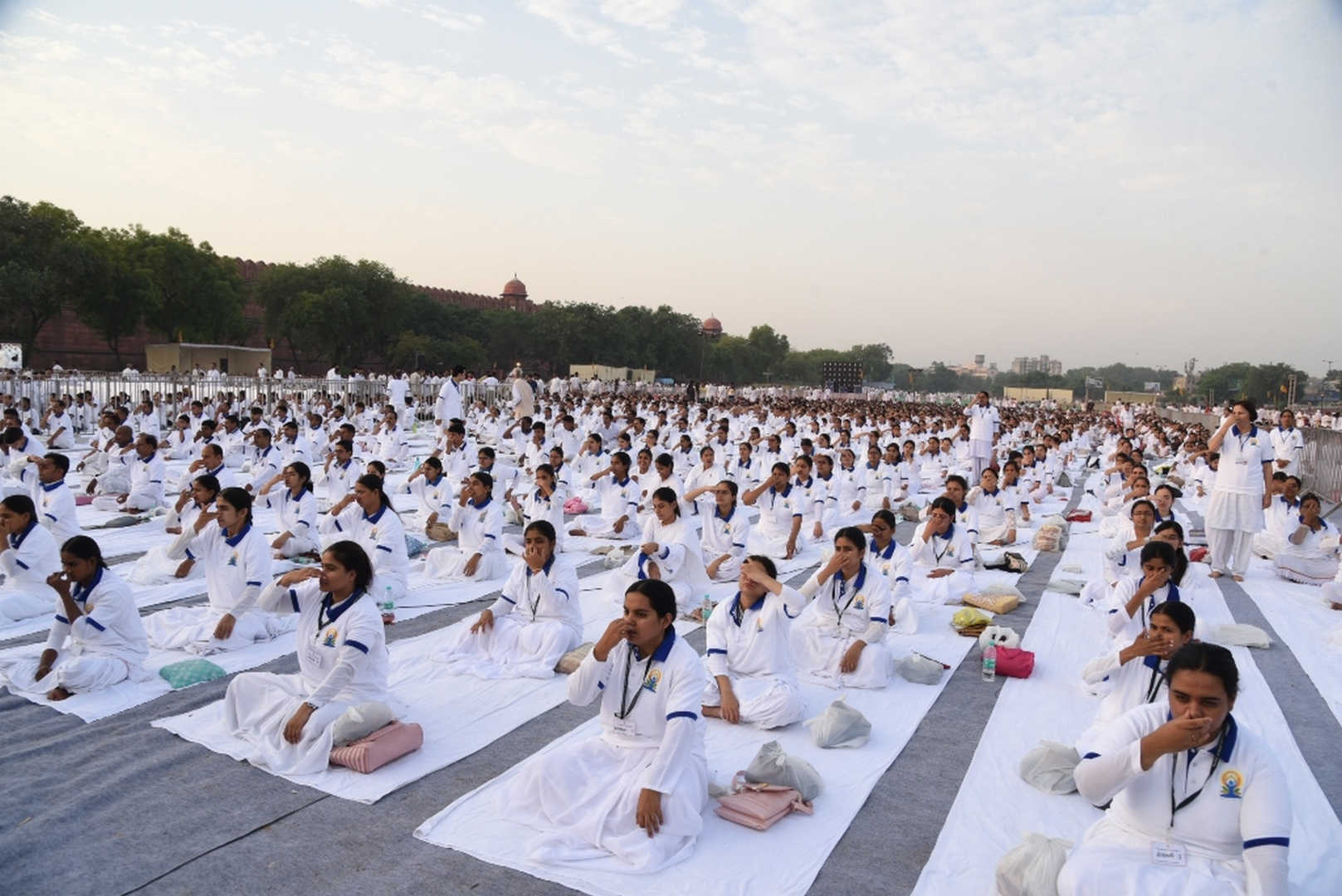 Brahma Kumaris Mass meditation - Delhi - 12