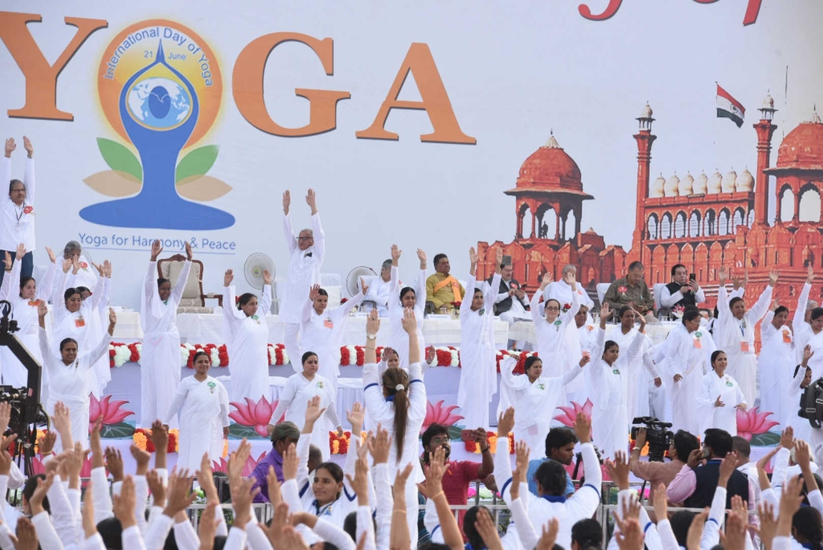 Brahma kumaris mass meditation - delhi - 10