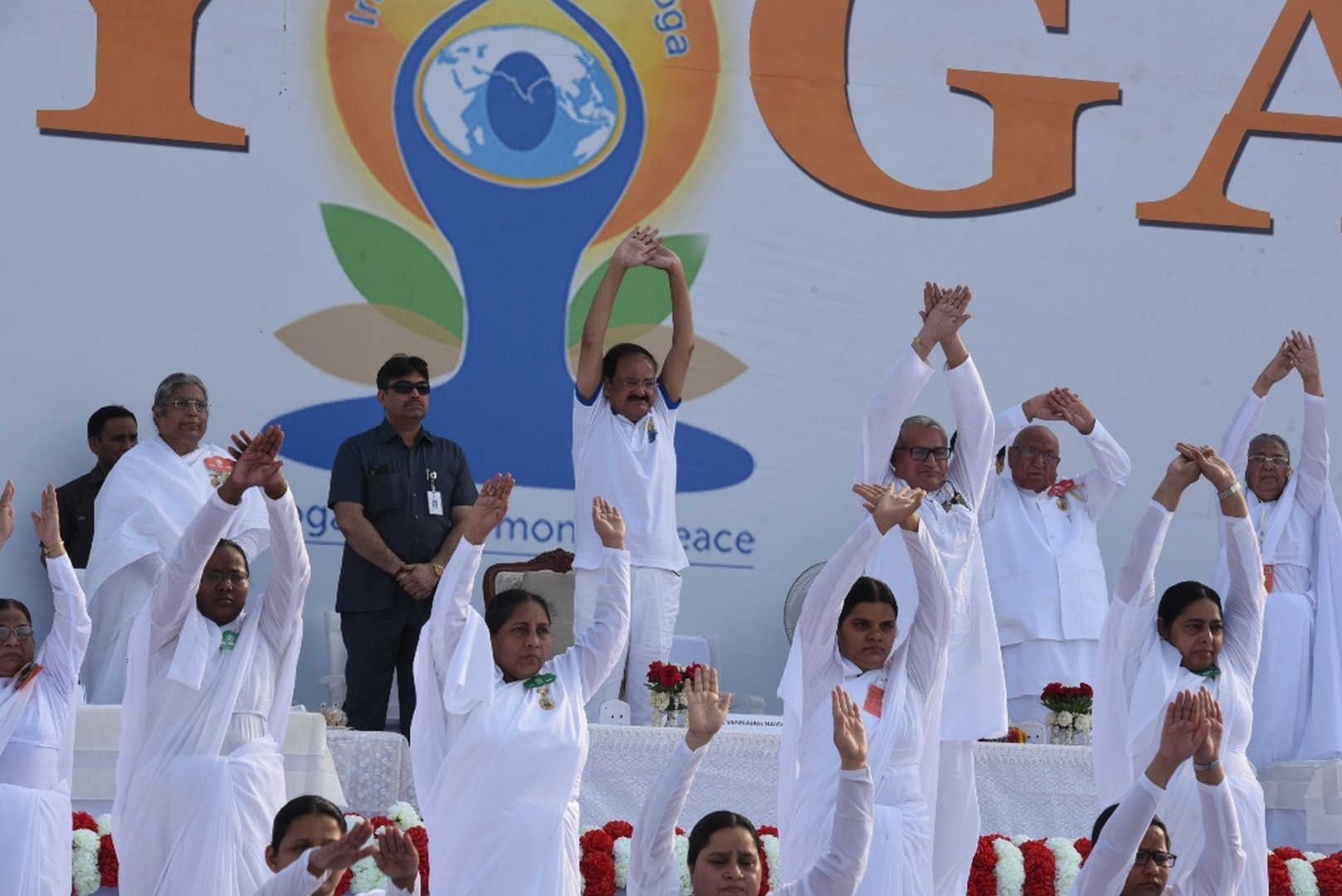 Brahma kumaris mass meditation - delhi - 9