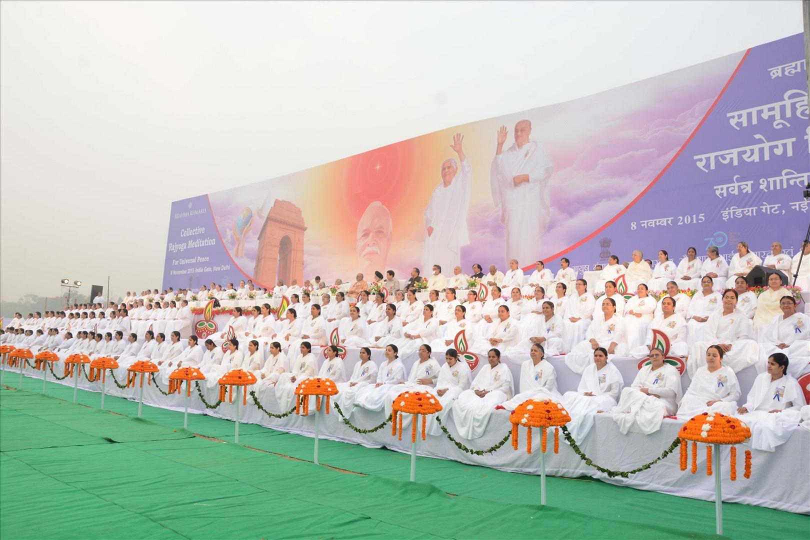 Brahma kumaris mass meditation - delhi - 4