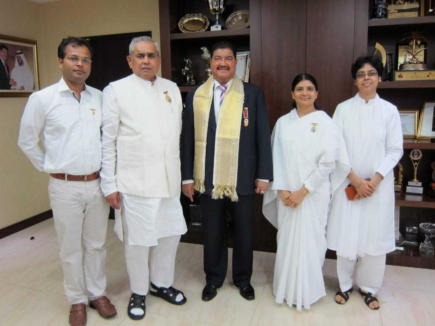 Politicians service Brahma Kumaris -2