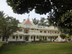 Brahma kumaris rajyoga retreat centre jakkur, banglore 8
