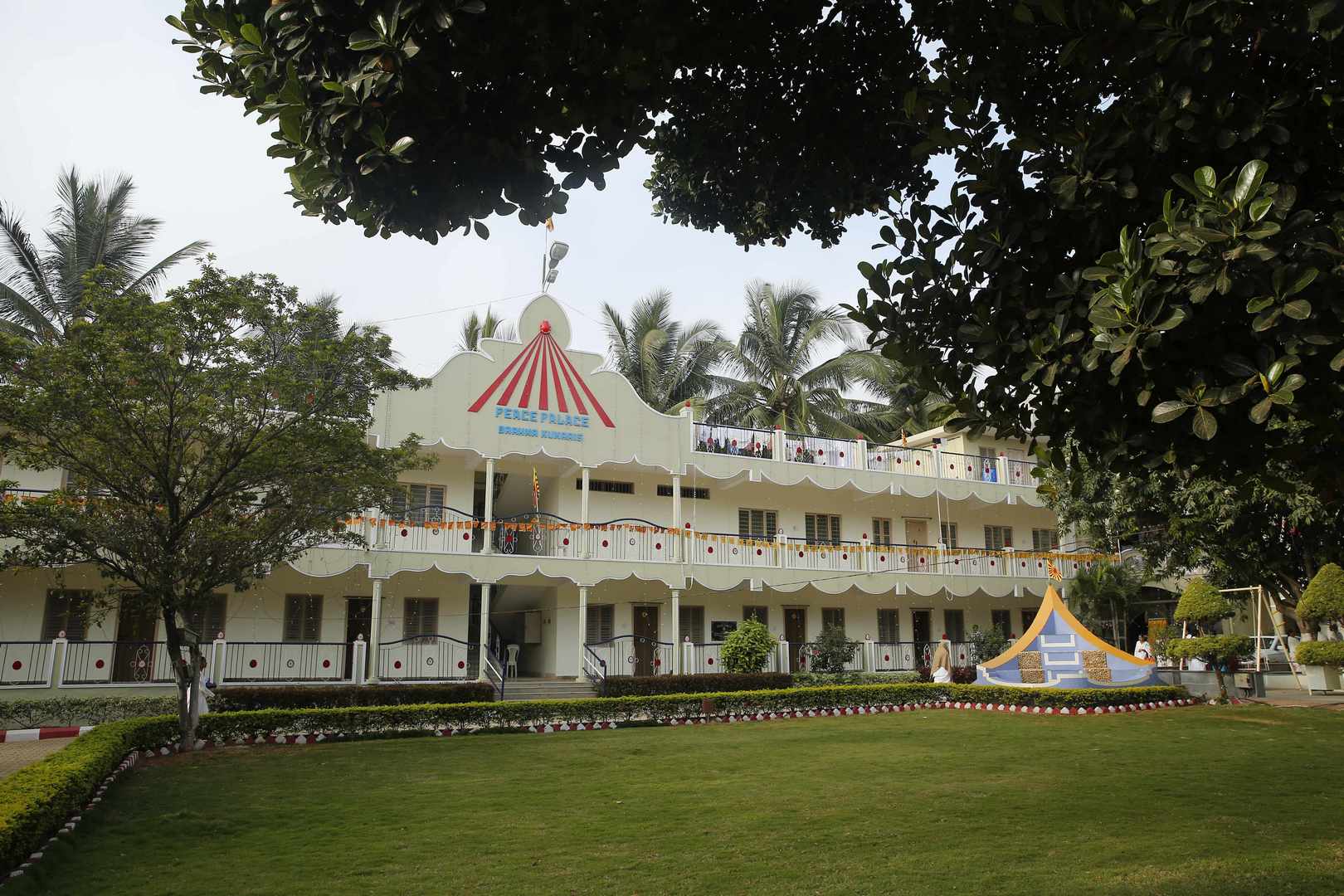 Brahma kumaris rajyoga retreat centre jakkur, banglore 8