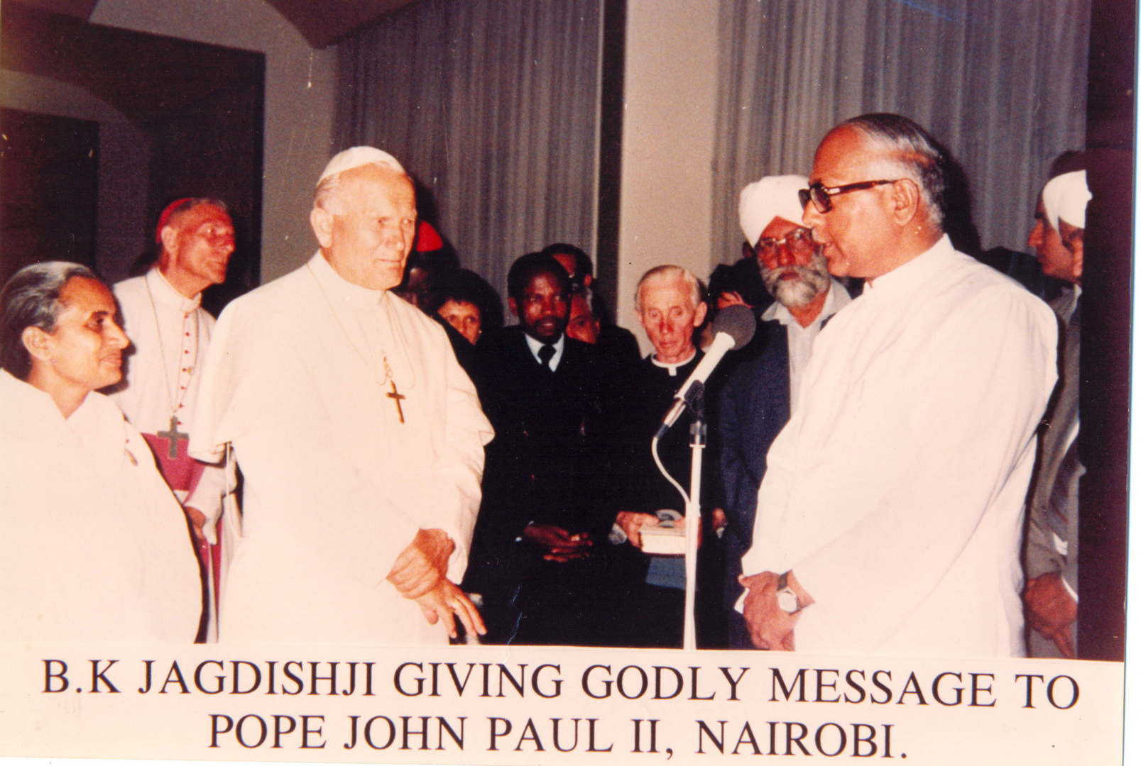 Religious leaders with brahmakumaris - 9