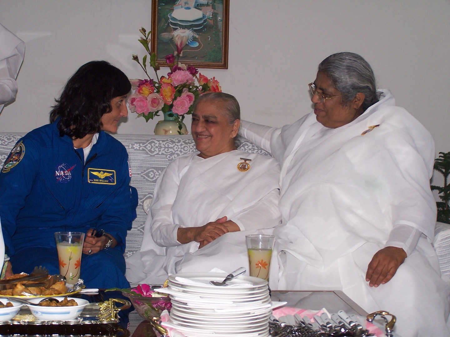 Sunitawilliams with brahma kumaris - 1