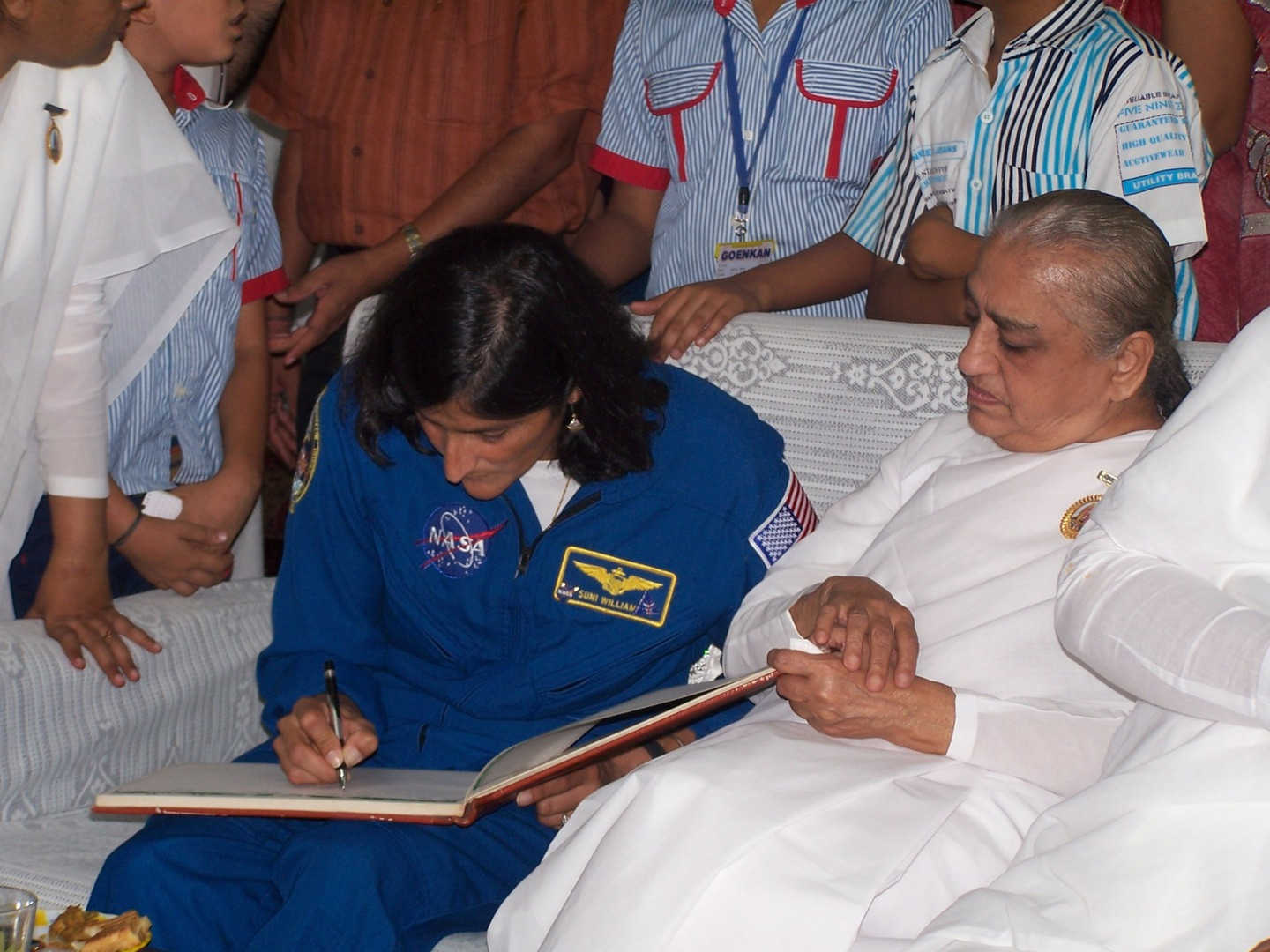 Sunitawilliams with brahma kumaris - 4