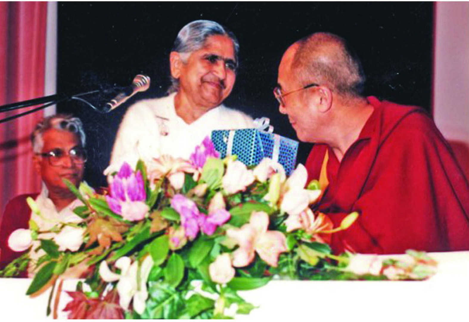 Religious leaders with brahmakumaris - 6