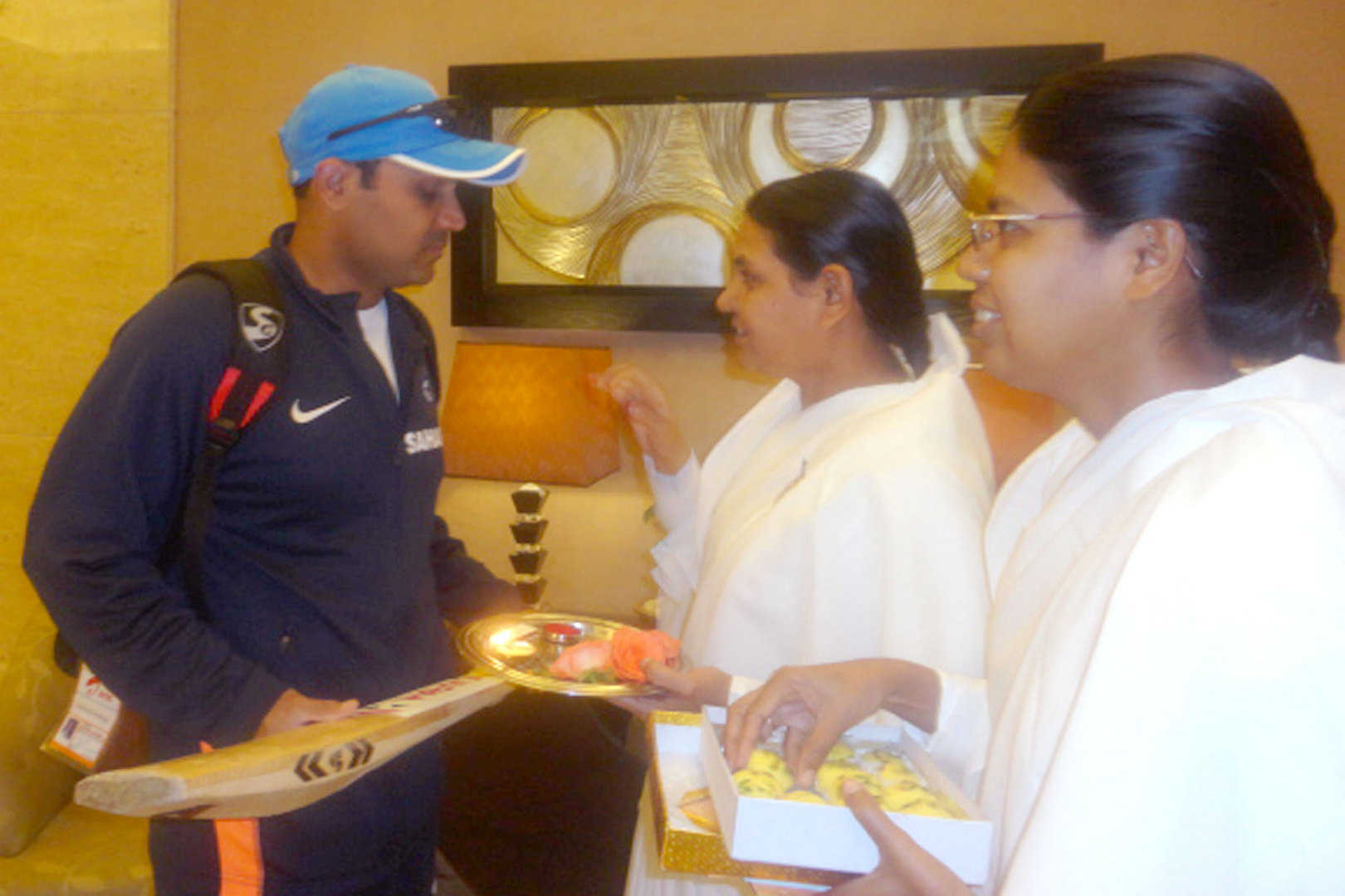 Lq BK Sisters With Sehwag