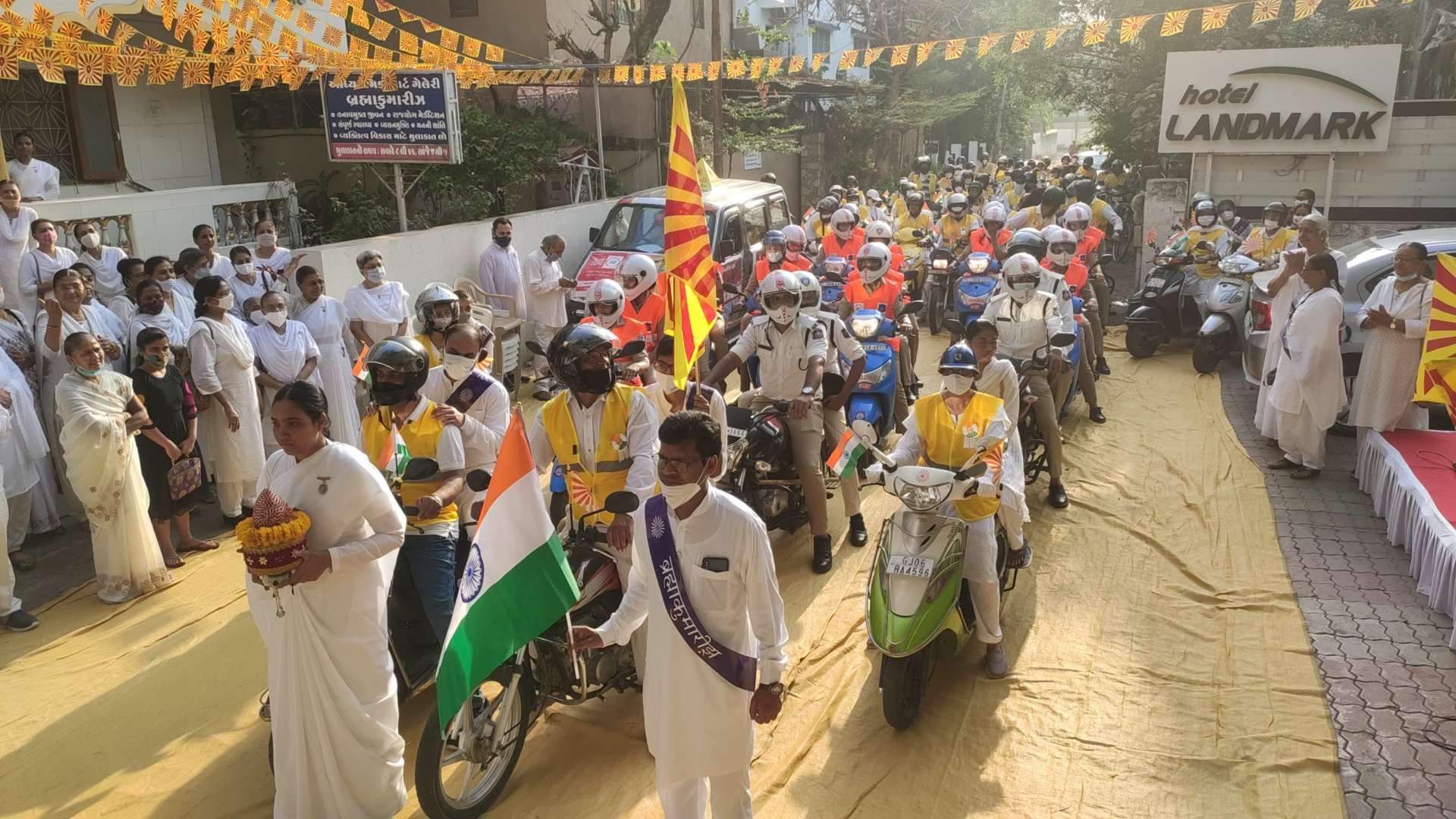 Vadodra- gujarat - surakshit bharat 1 brahma kumaris | official Vadodra surakshit bharat 02 - brahma kumaris | official
