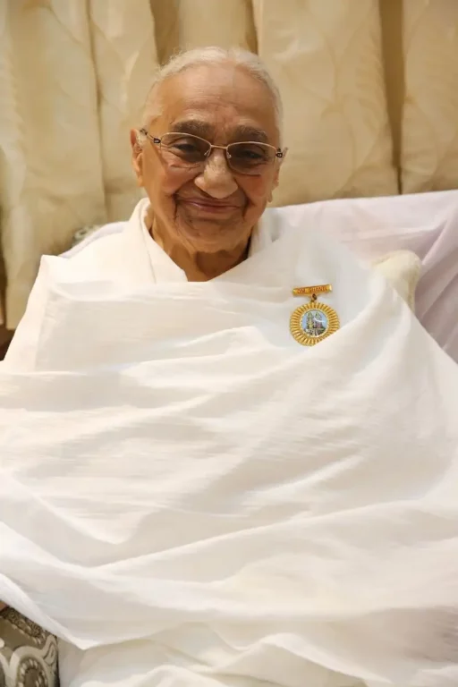 Dadi ratanmohini ji