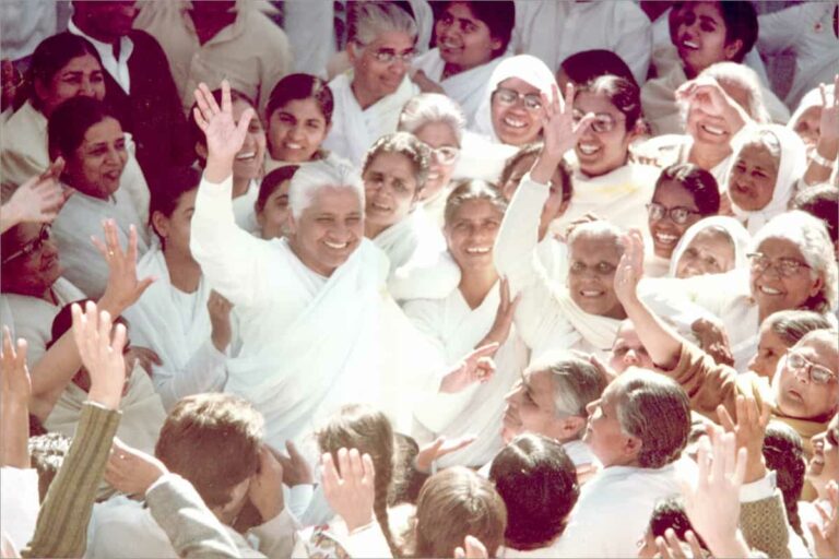 Dadi Prakashmani Heart that connected to all