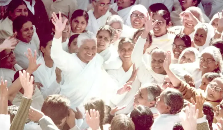 1. 11 everyones dadi prakashmani-int women day