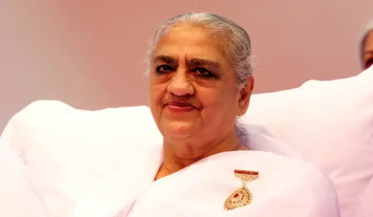 1. 19 dadi gulzar medium for avyakt bapdada-int women day