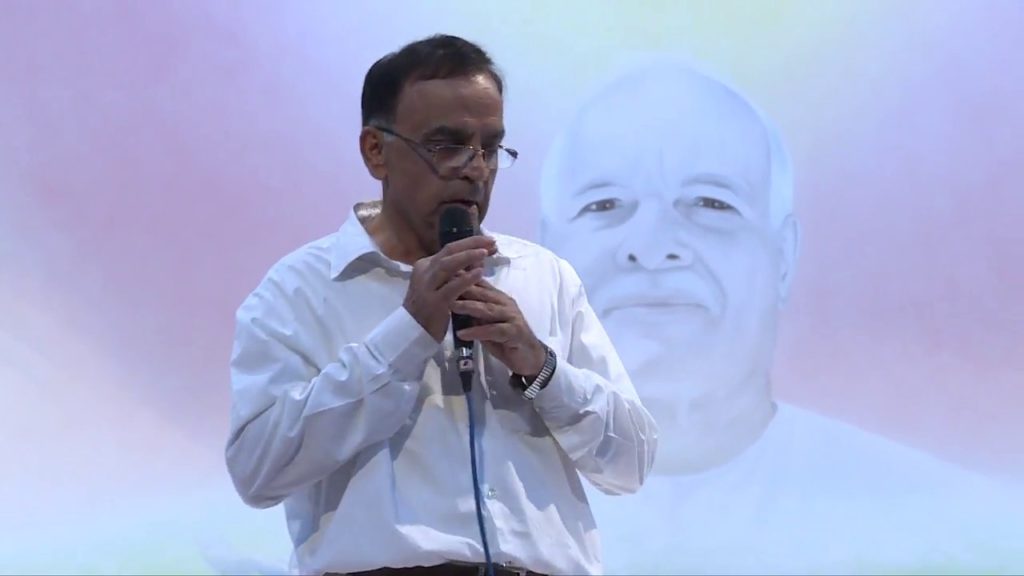 Live life light - dr. Prem masand & archana behn