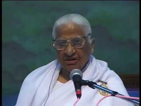 Murli class by dadi prakashmani in shantivan