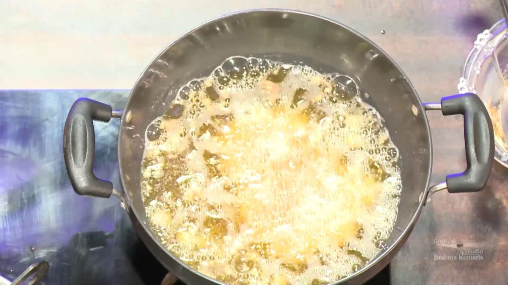 (hindi) food - spiritualize your rasoi 8 brahma kumaris | official Spiritualize rasoi | ep15 | namkeen vermicelli, mugfalli kranchees & rava vegetable wholemeal recipe