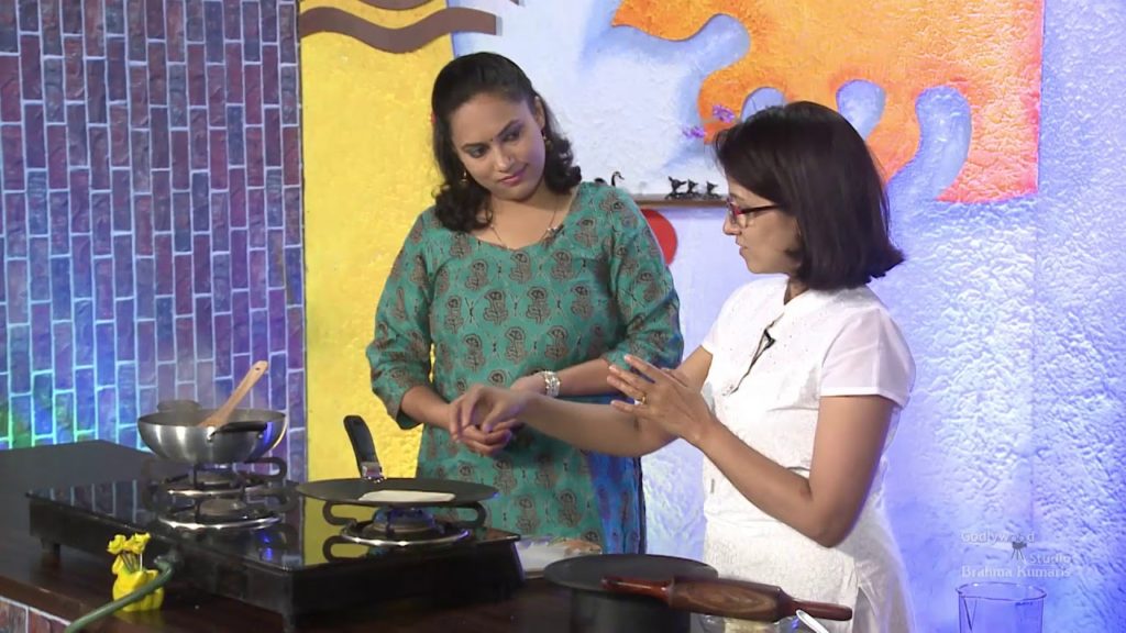 Spiritualize Your Rasoi | Ep21 | Dry fruit Raita Recipe & Paneer Kathi Roll Recipe