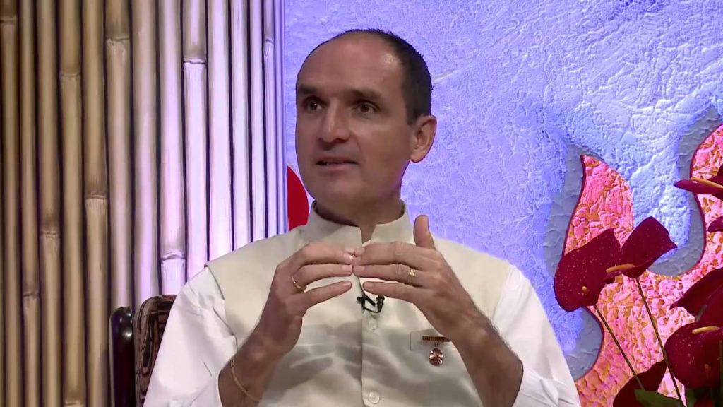 (english) virtues for life 3 brahma kumaris | official 005 virtues for life - bk denise lawrence & bk golo part 1